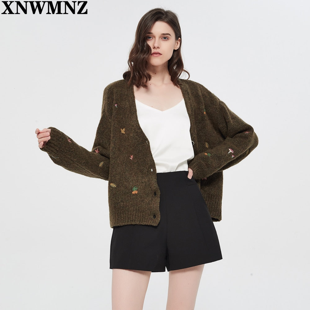 XNWMNZ women Vintage knit cardigan with embroidery Long sleeves V-neck Cardigan Female Elegant sweater autumn coat women 2022