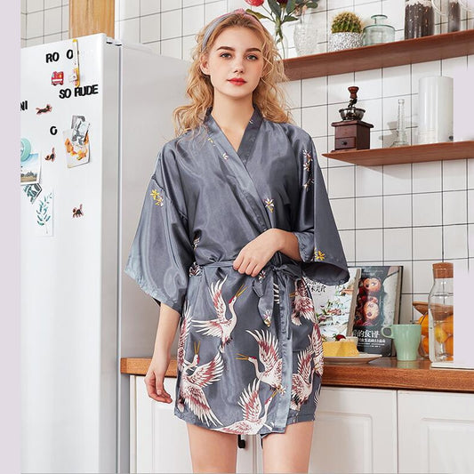 Fashion Women&#39;s Summer Mini Kimono Robe Lady Rayon Bath Gown Yukata Nightgown Sleepwear Sleepshirts Pijama Mujer Size M-XXL