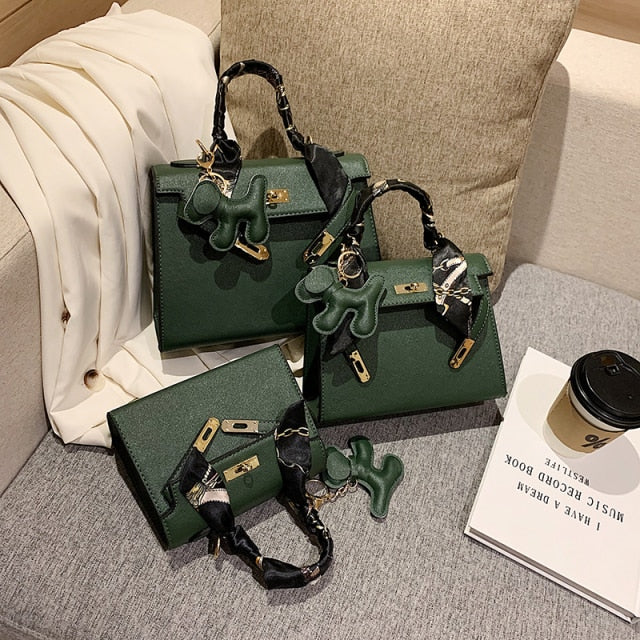 2021 New Ladies Fashion Luxury Leather Hand Bag With Doll High Quality Shoulder Strap Top Handle Bag Vintage Pinko Brand Za Bag